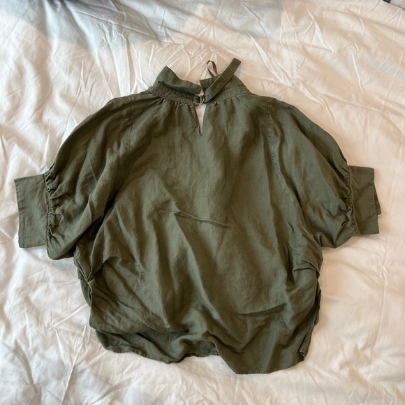 TRT Green Linen Top - Picture 2 of 5